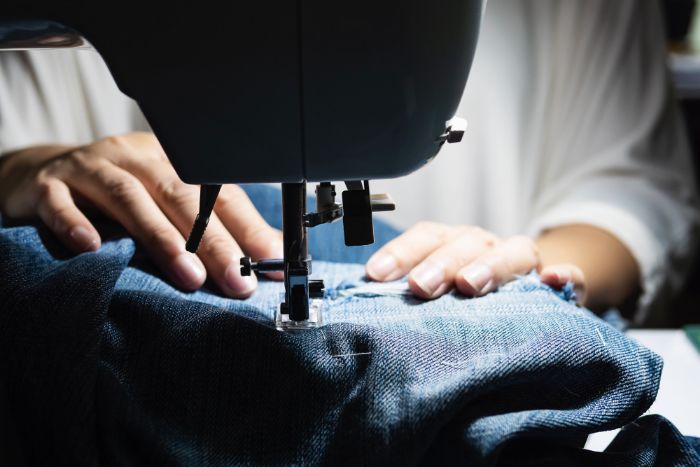 Tailor Stitching Jeans