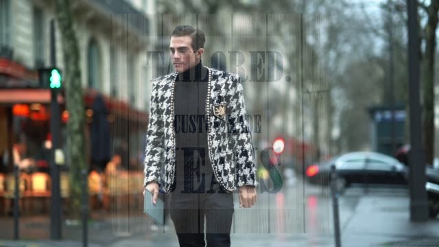 How to wear turtleneck with jeans.