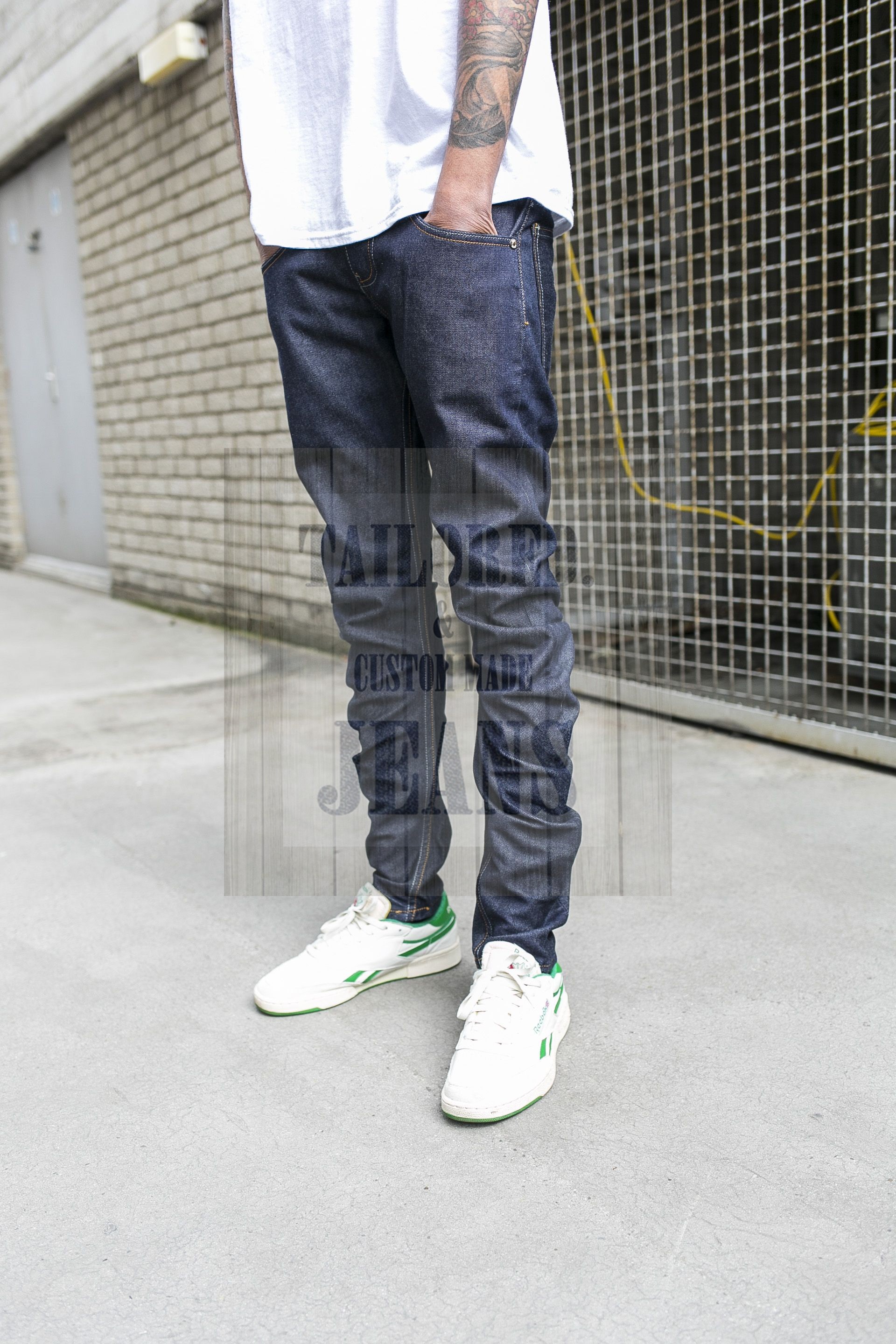 6 mistakes that man do while wearing Jeans. image 2