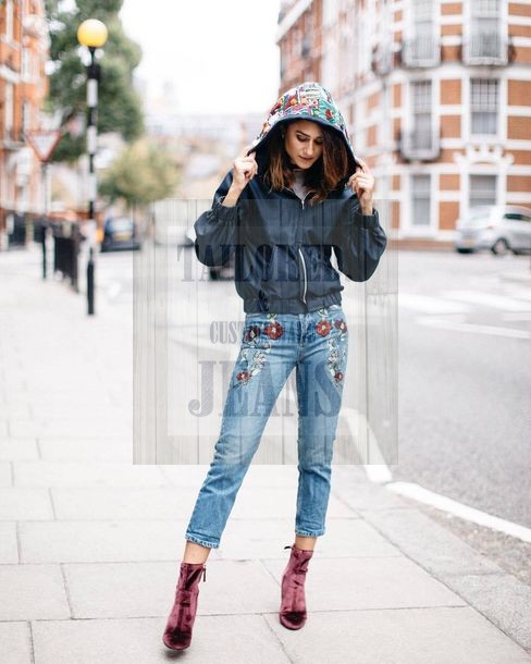 p831aw l shoes pinkboots boots velvetboots croppedjeans denim jeans bluejeans embroidered embroideredjeans jacket blackjacket