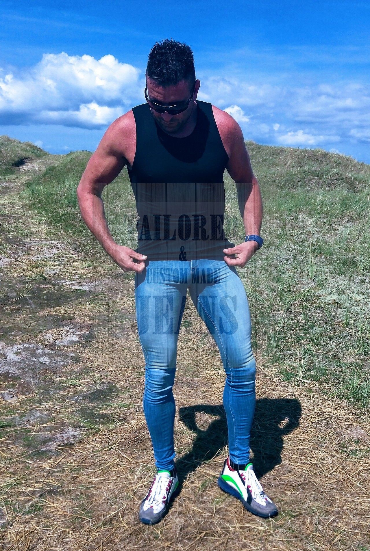 Reasons to avoid skinny jeans. image 1