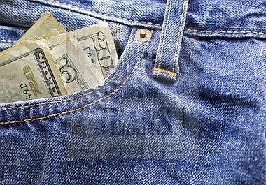 Causes of price variation in jeans