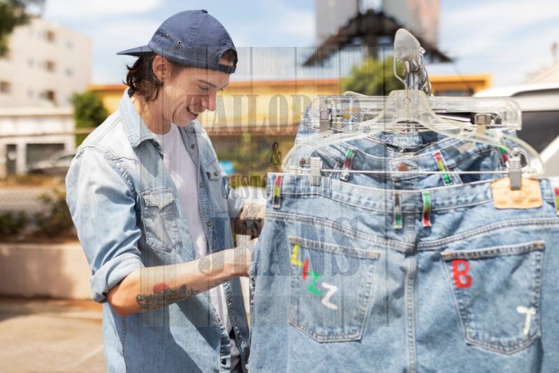 Unlocking the Advantages of Buying Custom Jeans Online: Tailored Jeans for a Personalized Wardrobe