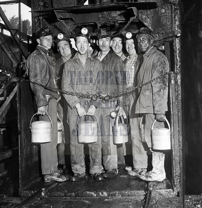 Miners - Custom Jeans