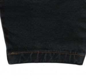 https://www.tailored-jeans.com/media/catalog/product/cache/8568961b23469a30b3f7b368323bc2c6/j/e/jetblack-2x1.jpg