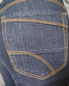 https://www.tailored-jeans.com/media/catalog/product/cache/8568961b23469a30b3f7b368323bc2c6/p/o/pocket-style-11.jpg